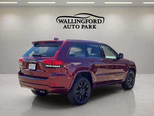 Velvet Red Pearlcoat 2021 Jeep Grand Cherokee Laredo