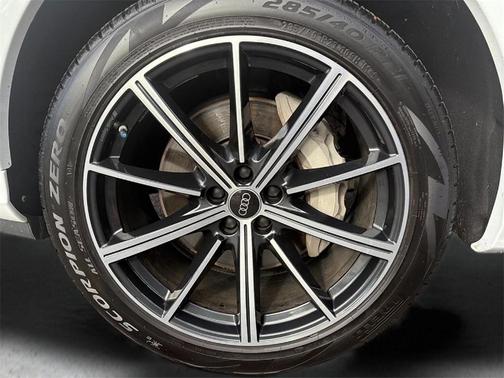 2025 Audi Q7 45 Premium Plus