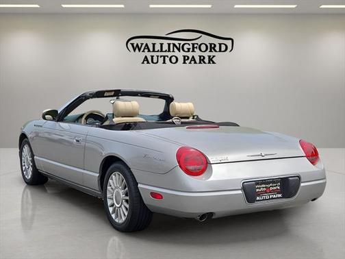 2004 Ford Thunderbird Base