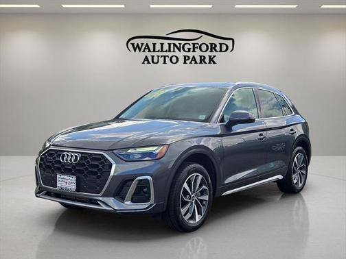 2023 Audi Q5 45 S line Premium