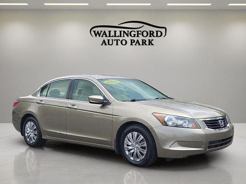 Bold Beige Metallic 2009 Honda Accord LX