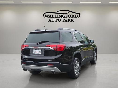 2017 GMC Acadia SLE-2