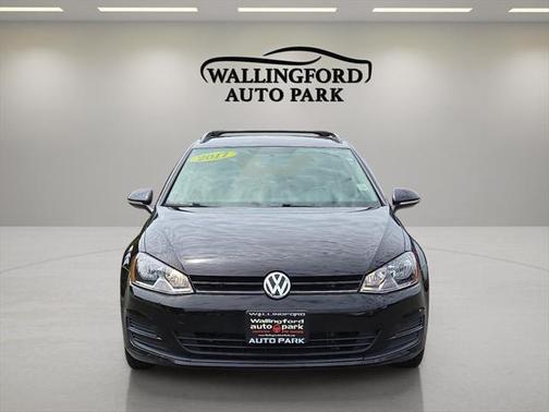 2017 Volkswagen Golf SportWagen S