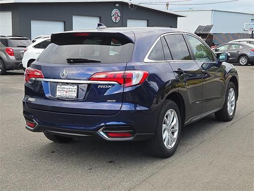 2017 Acura RDX Technology & AcuraWatch Plus Package