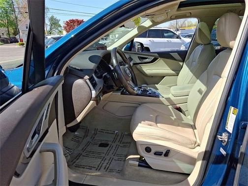 2019 Audi Q7 45 Premium