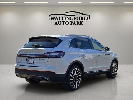 White Platinum Clearcoat Metallic 2019 Lincoln Nautilus Black Label
