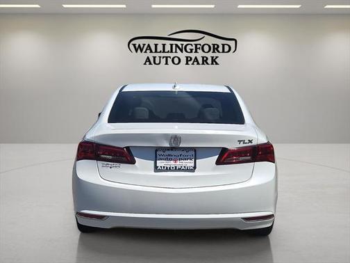 2017 Acura TLX w/Technology Package
