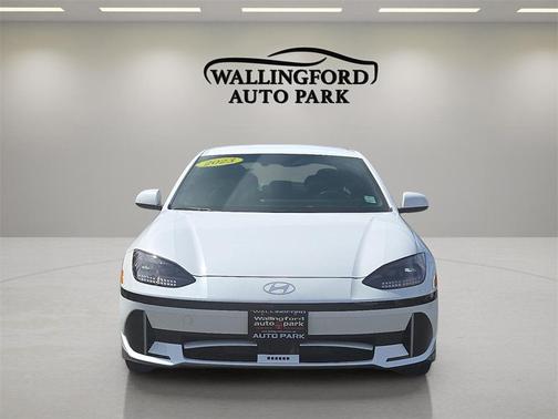 2023 Hyundai IONIQ 6 SE