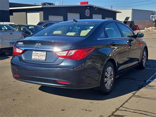 2011 Hyundai SONATA GLS