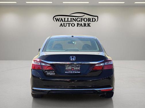 Crystal Black Pearl 2017 Honda Accord EX