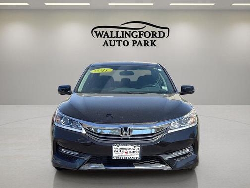 Crystal Black Pearl 2017 Honda Accord EX