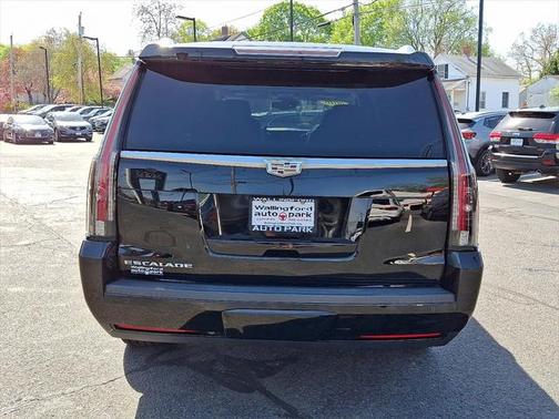 2016 Cadillac Escalade ESV Luxury
