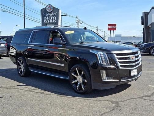 2016 Cadillac Escalade ESV Luxury