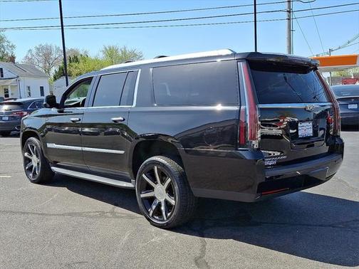 2016 Cadillac Escalade ESV Luxury