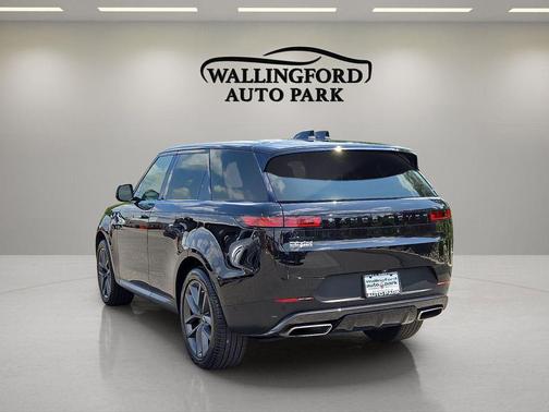 2024 Land Rover Range Rover Sport SE