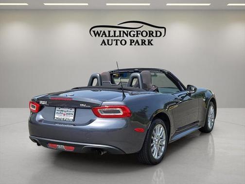 2017 FIAT 124 Spider Base