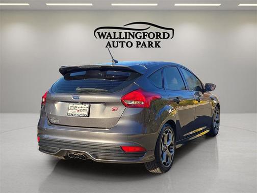 2018 Ford Focus ST 