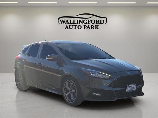 2018 Ford Focus ST 