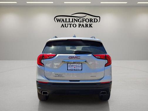 Quicksilver Metallic 2018 GMC Terrain SLE