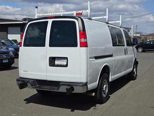 2019 GMC Savana 2500 Work Van