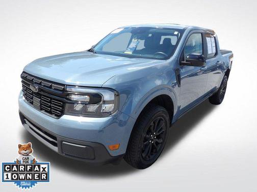 Azure Gray Metallic Tri-Coat 2024 Ford Maverick Lariat