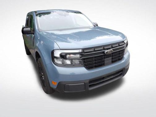 Azure Gray Metallic Tri-Coat 2024 Ford Maverick Lariat