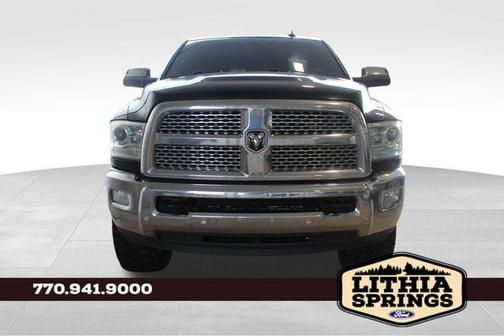 2017 RAM 2500 Laramie Crew Cab 4x4 6'4' Box
