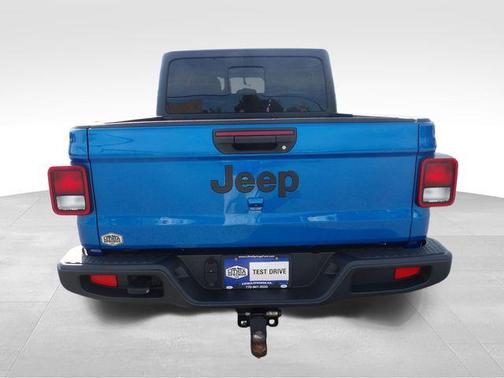 2023 Jeep Gladiator Willys 4x4