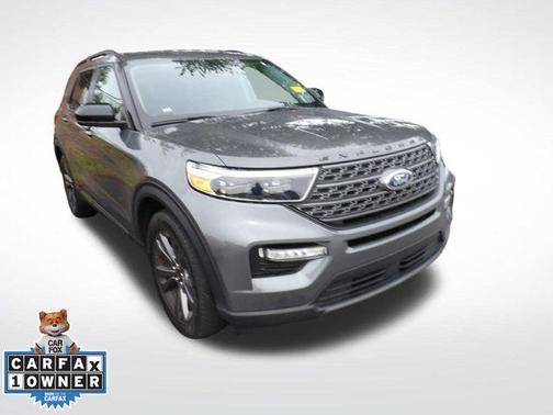 Carbonized Gray Metallic 2023 Ford Explorer XLT