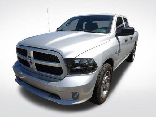 Bright Silver Metallic Clearcoat 2014 RAM 1500 Tradesman/Express