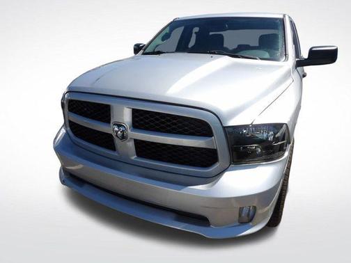 Bright Silver Metallic Clearcoat 2014 RAM 1500 Tradesman/Express