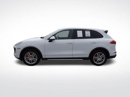 2015 Porsche Cayenne Turbo