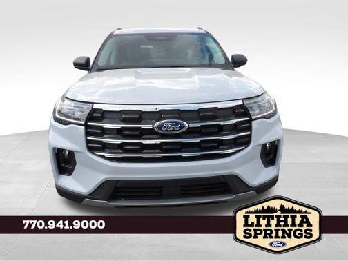 Space White Metallic 2026 Ford Explorer Active
