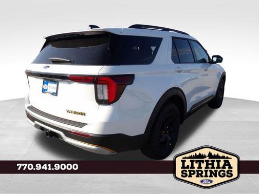 Star White Metallic Tri-Coat 2026 Ford Explorer Tremor