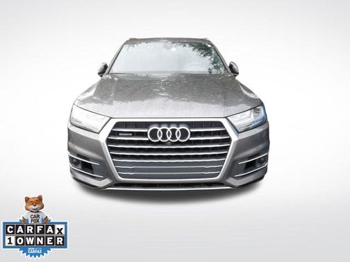 Gray Metallic 2018 Audi Q7 3.0T Prestige