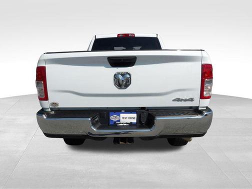 2024 RAM 2500 Tradesman Crew Cab 4x4 6'4' Box