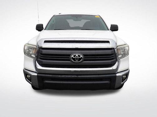 2014 Toyota Tundra SR5