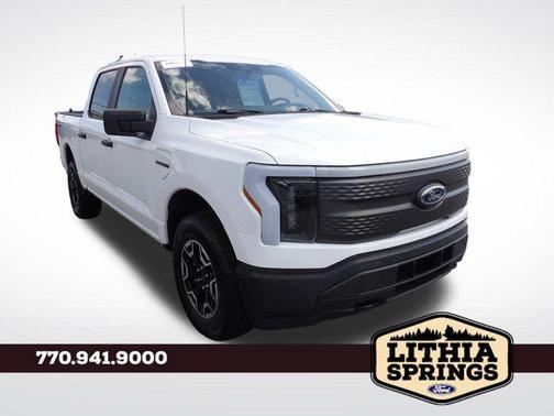 Oxford White 2022 Ford F-150 Lightning Pro