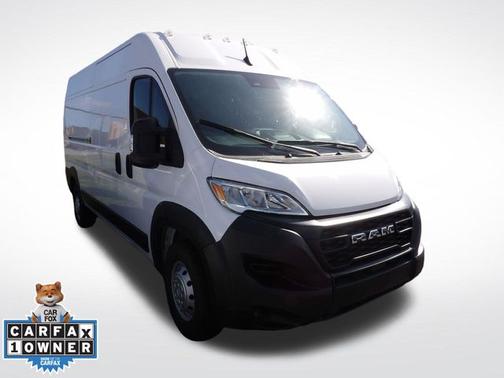 Bright White Clearcoat 2023 RAM ProMaster 2500 High Roof