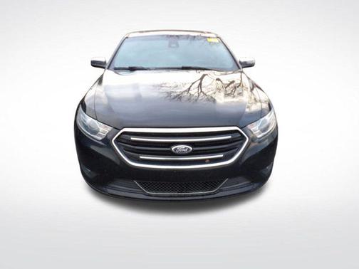 2017 Ford Taurus Limited