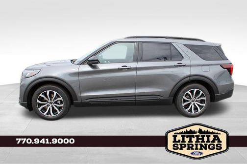 2025 Ford Explorer ST-Line