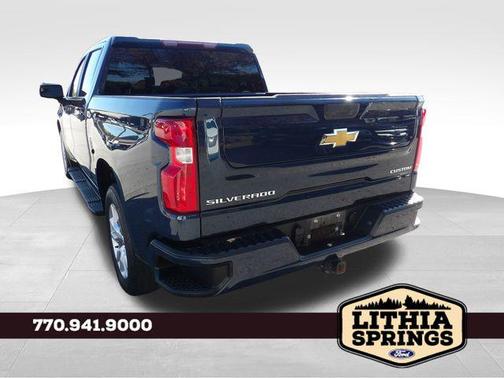 2022 Chevrolet Silverado 1500 Custom