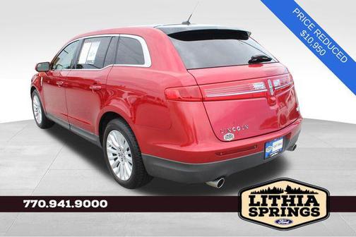 2012 Lincoln MKT Base