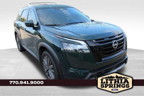 2025 Nissan Pathfinder SL FWD