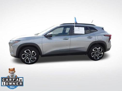 Sterling Gray Metallic 2024 Chevrolet Trax FWD 2RS