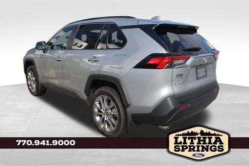 2021 Toyota RAV4 XLE Premium