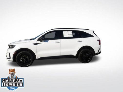 Glacial White Pearl 2023 Kia Sorento SX