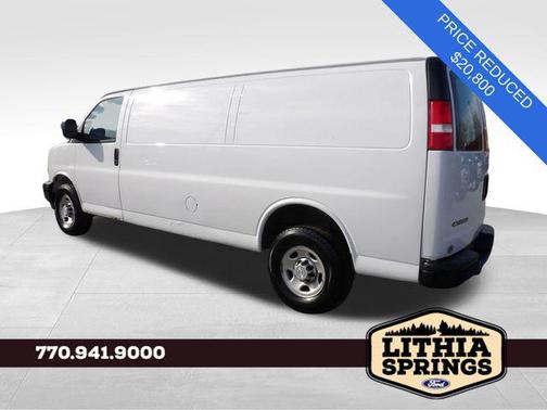 Summit White 2020 Chevrolet Express 2500 RWD 2500 Extended Wheelbase WT