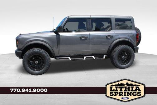 2025 Ford Bronco Base