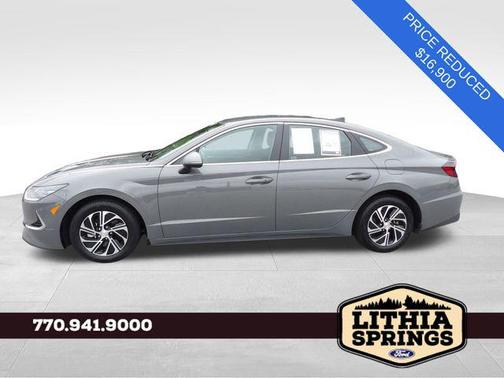 2023 Hyundai SONATA Hybrid Base